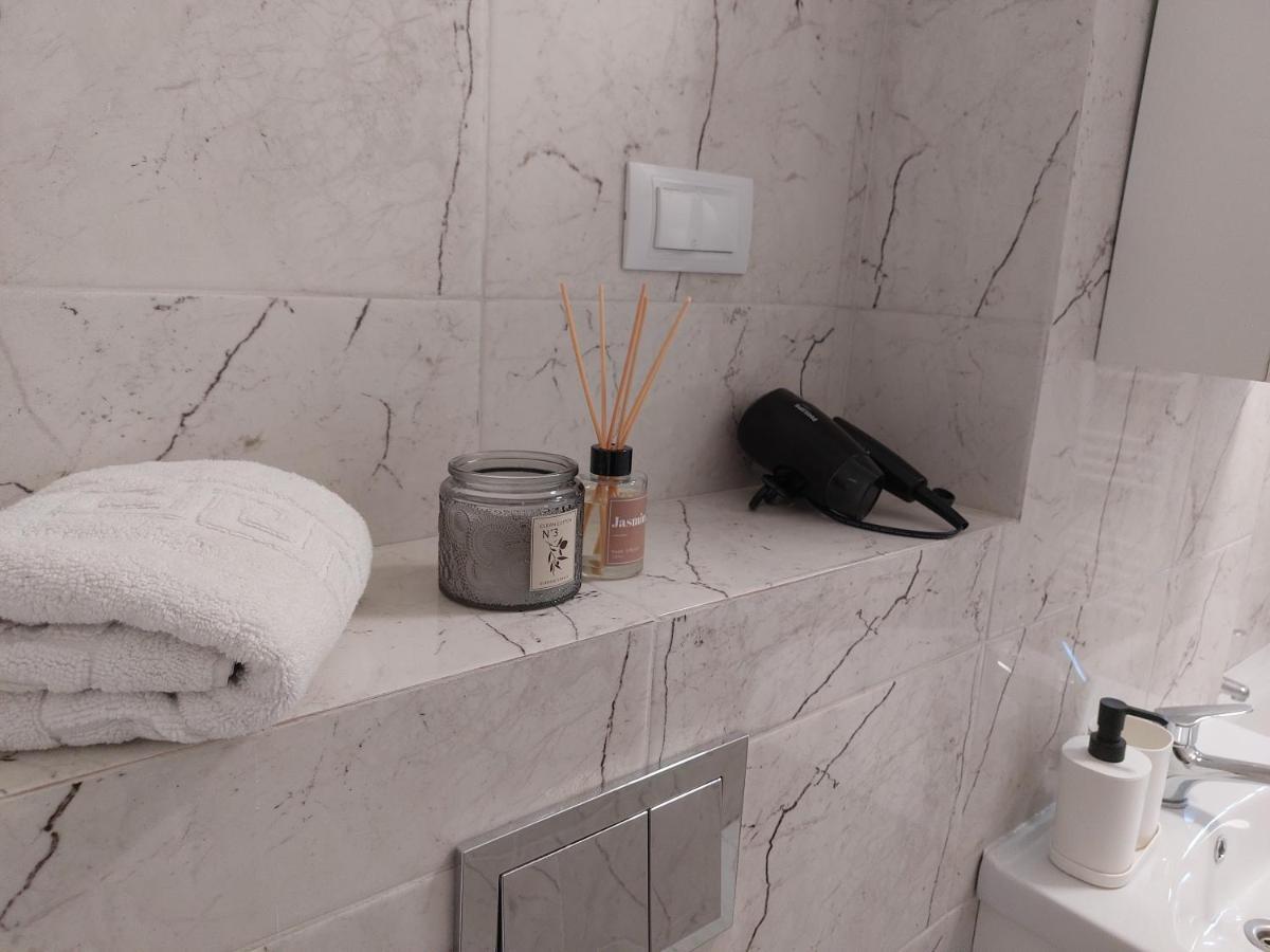 Eli'S Apartments -Ultracentral Near Palas Iasi Ngoại thất bức ảnh