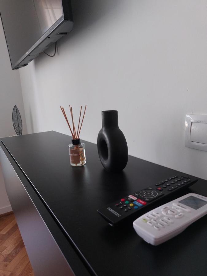 Eli'S Apartments -Ultracentral Near Palas Iasi Ngoại thất bức ảnh
