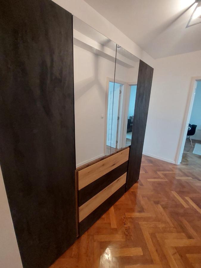 Eli'S Apartments -Ultracentral Near Palas Iasi Ngoại thất bức ảnh