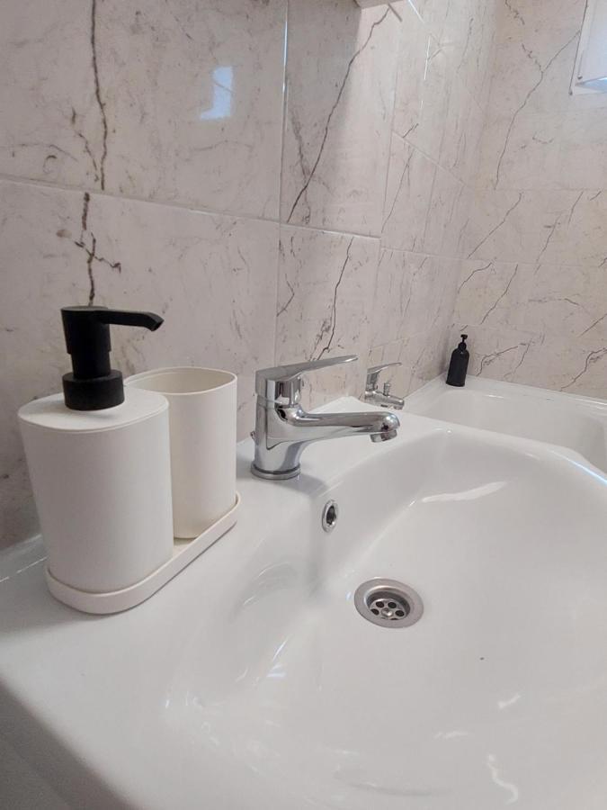 Eli'S Apartments -Ultracentral Near Palas Iasi Ngoại thất bức ảnh