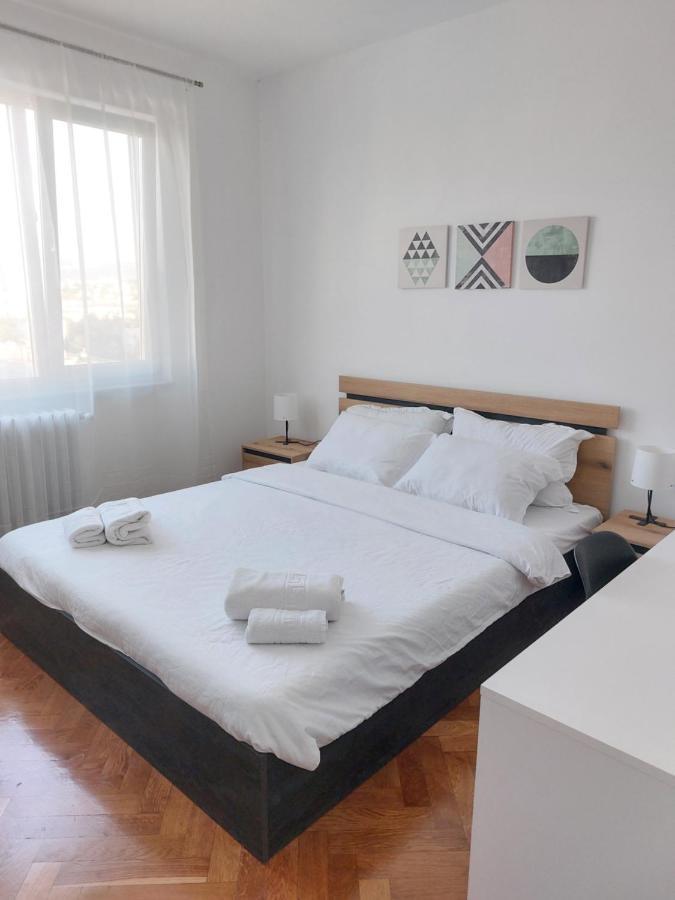 Eli'S Apartments -Ultracentral Near Palas Iasi Ngoại thất bức ảnh
